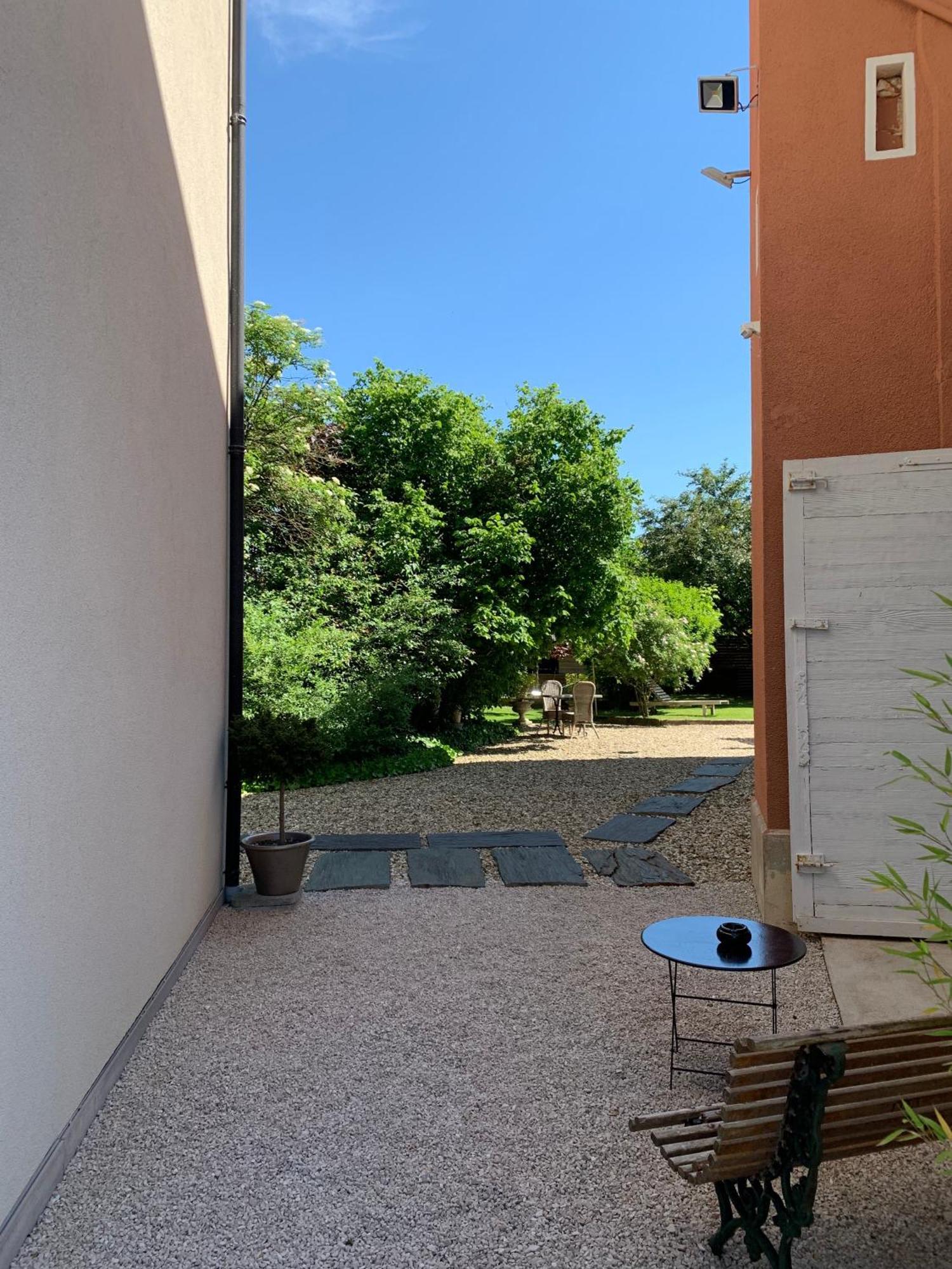 Apartment En A La Campagne Louhans